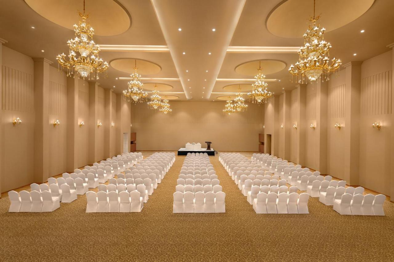 Time Square Resort & Spa Bhuj Dış mekan fotoğraf