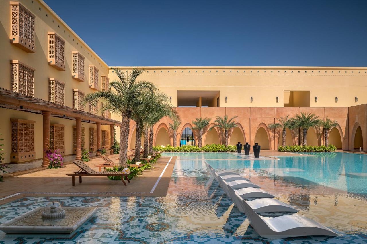 Time Square Resort & Spa Bhuj Dış mekan fotoğraf
